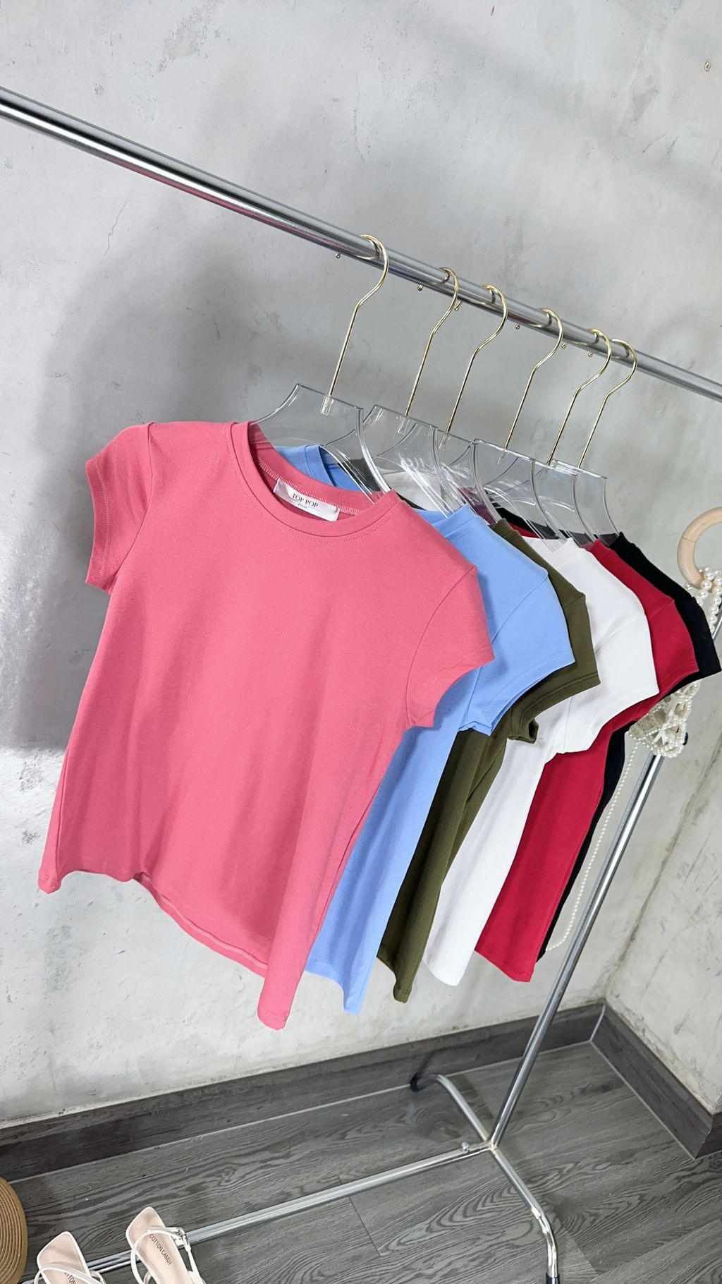 AECB91E7-1FC1-40C8-BA61-E1DF166CB149