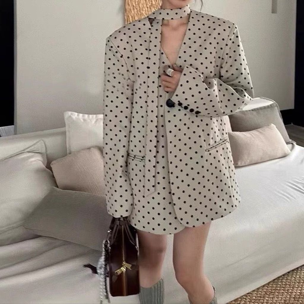 dc43bfc9-ed45-4539-add3-80b34f60077d