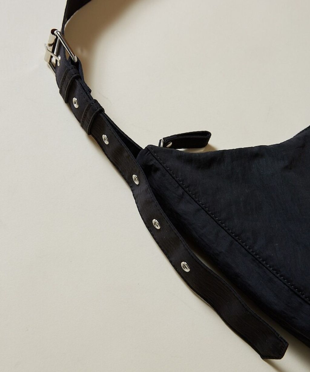 MARY QUANT刺繡尼龍斜背肩包_28