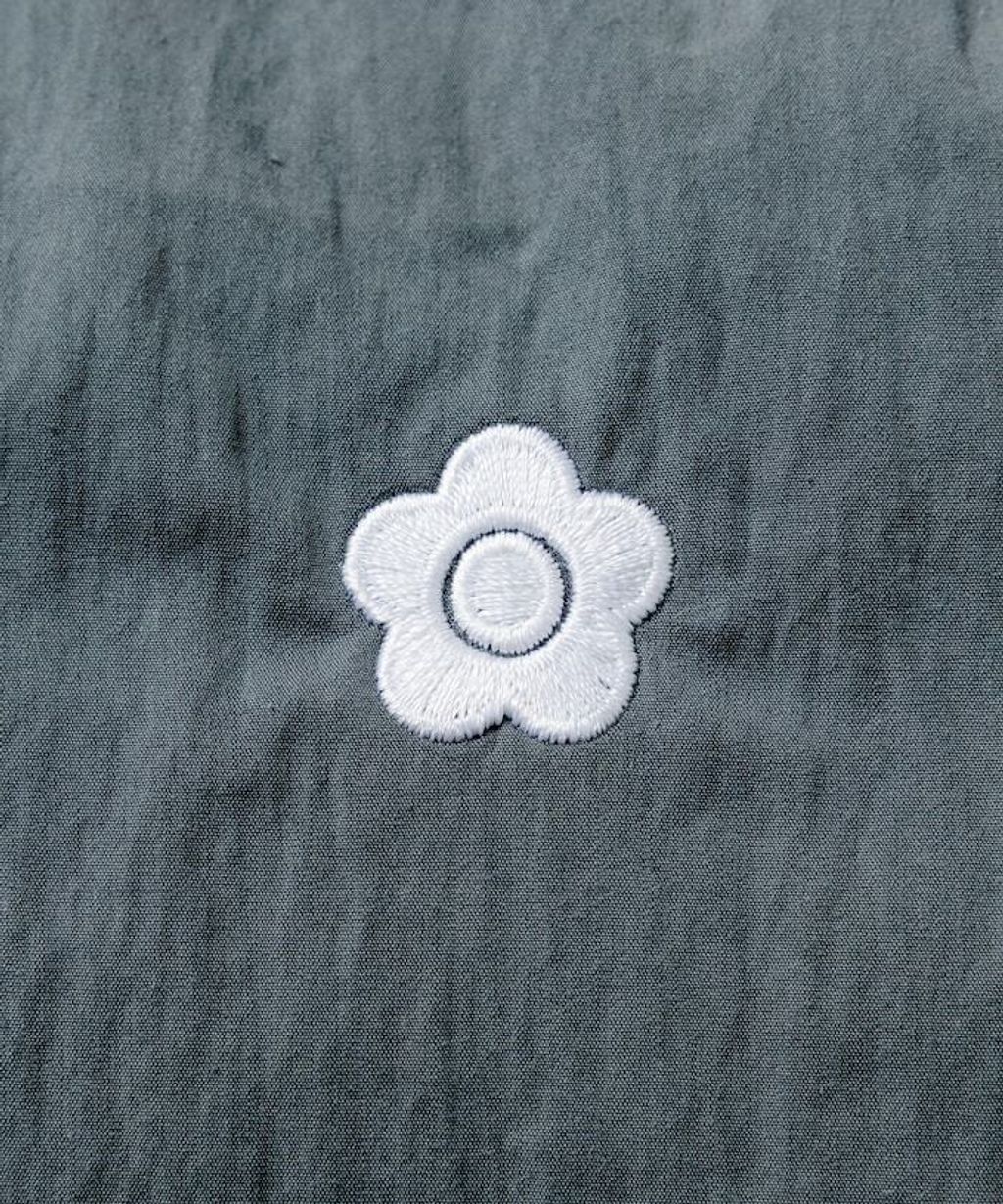 MARY QUANT刺繡尼龍斜背肩包_23