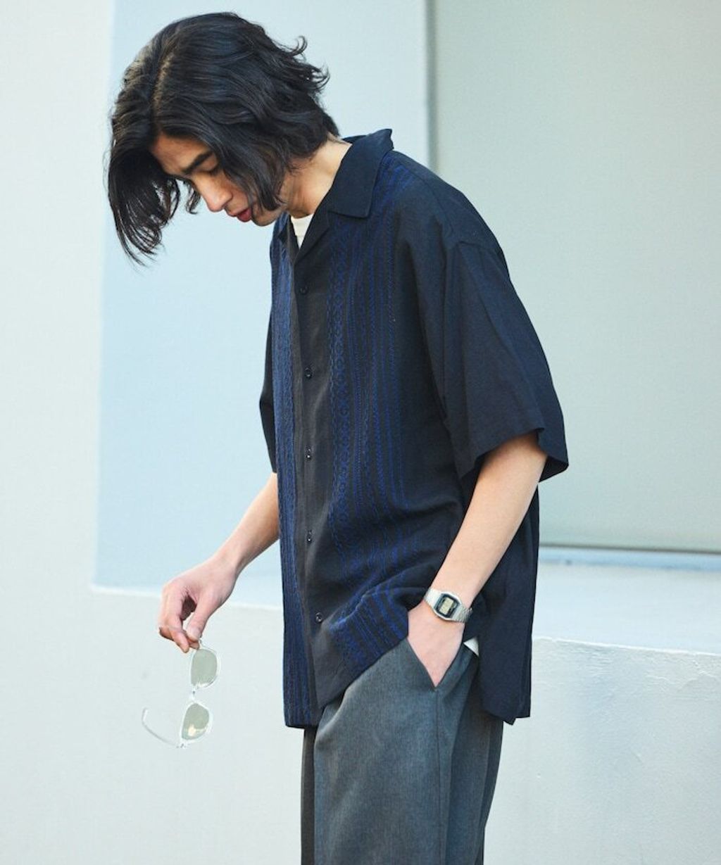 item677f4fe1b6e23