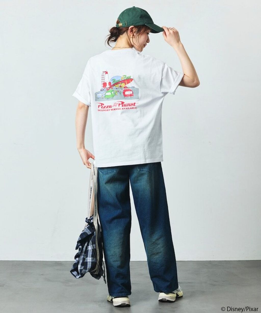 item67b6a757a8a79