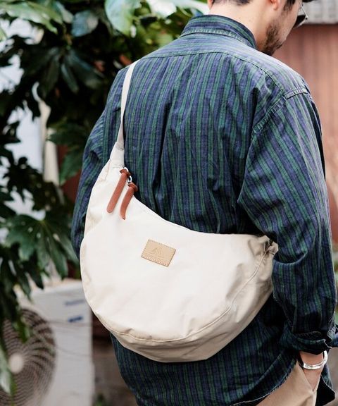 GREGORY × FREAKS STORE 尼龍三日月型肩背包_9