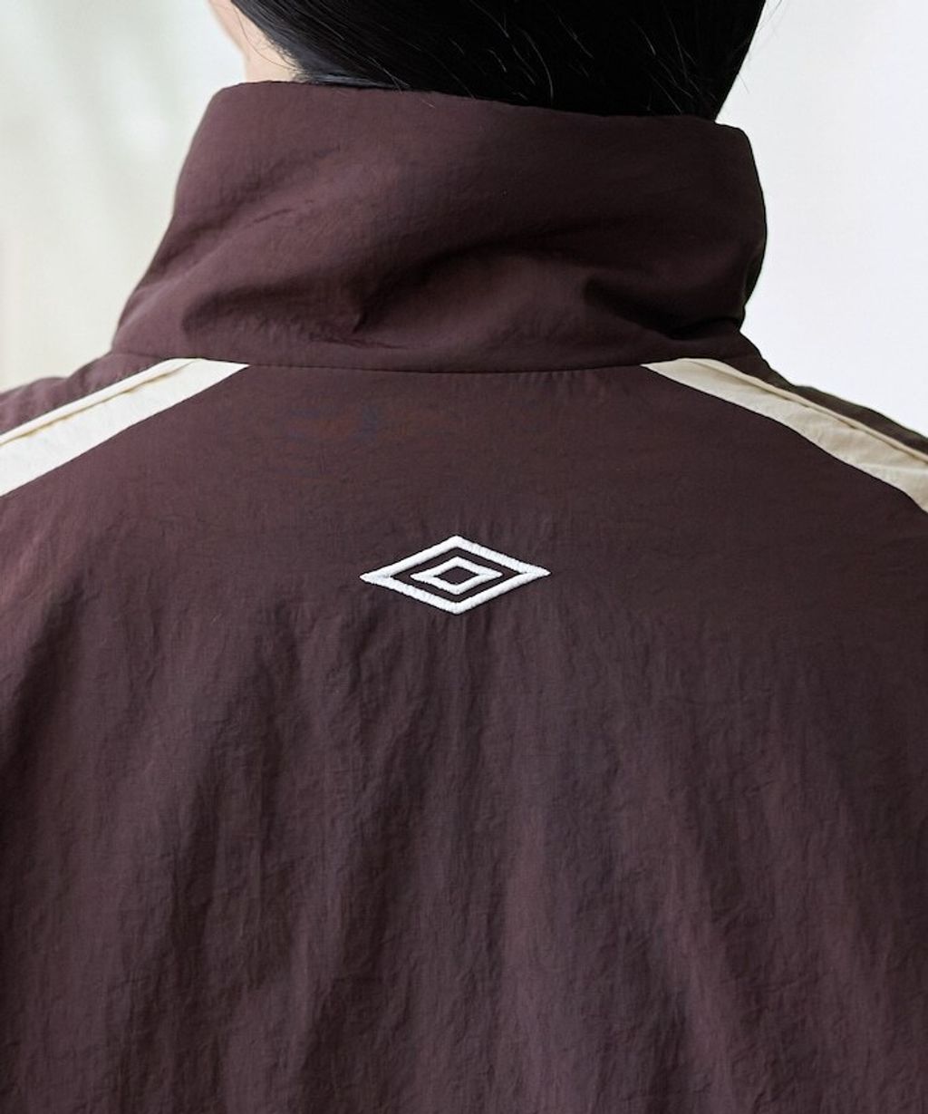 UMBRO×FREAKS STORE 別注款鋪棉運動感立領外套_47