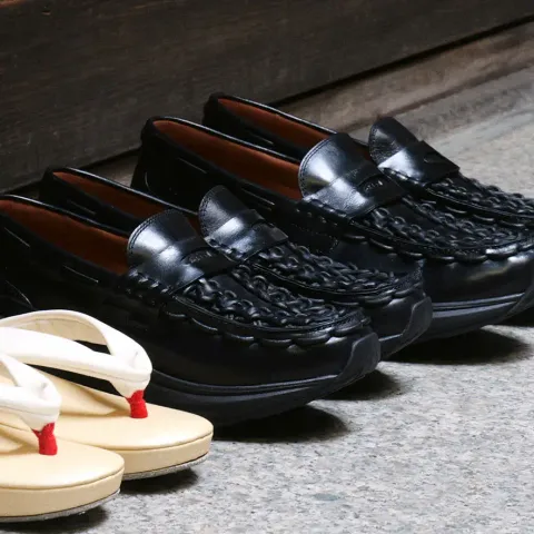 884x884_pdp_uneek_loafer_3.jpg