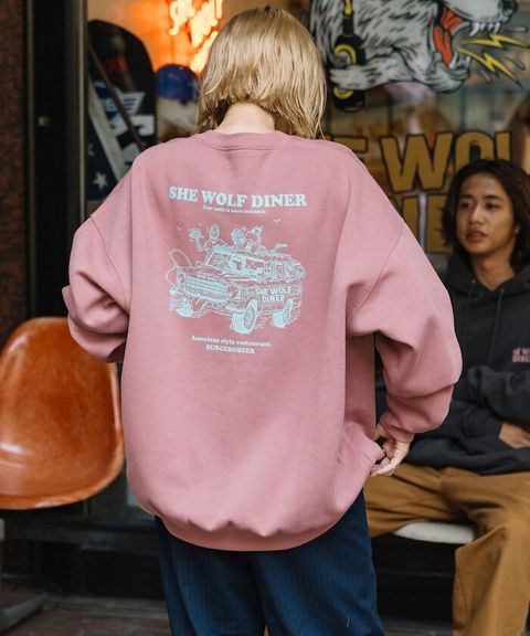 SHE WOLF DINER×FREAKS STORE 聯名背印大學T(CAR)_7