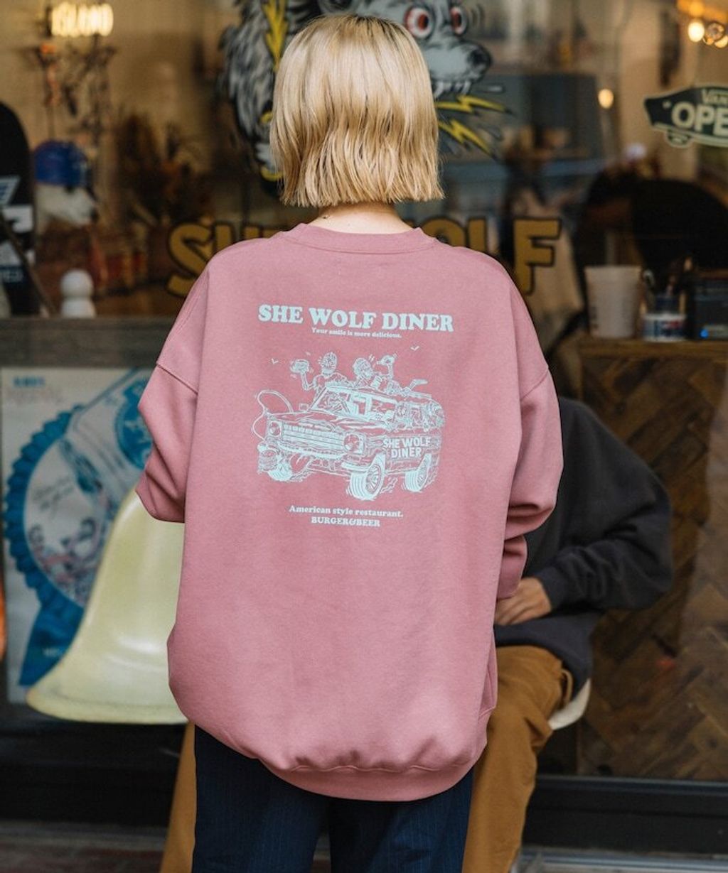 SHE WOLF DINER×FREAKS STORE 聯名背印大學T(CAR)_6