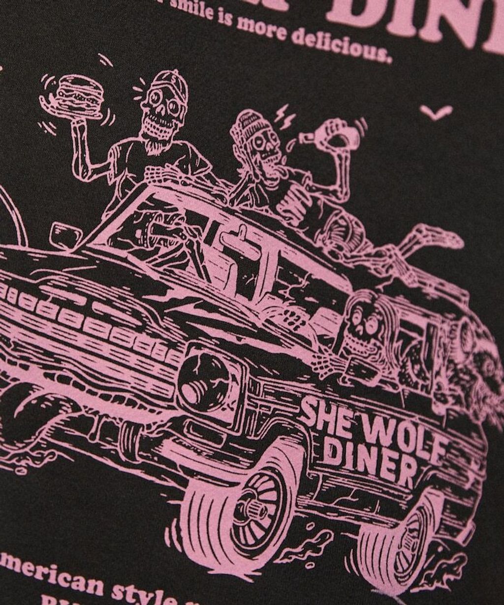 SHE WOLF DINER×FREAKS STORE 聯名背印大學T(CAR)_23