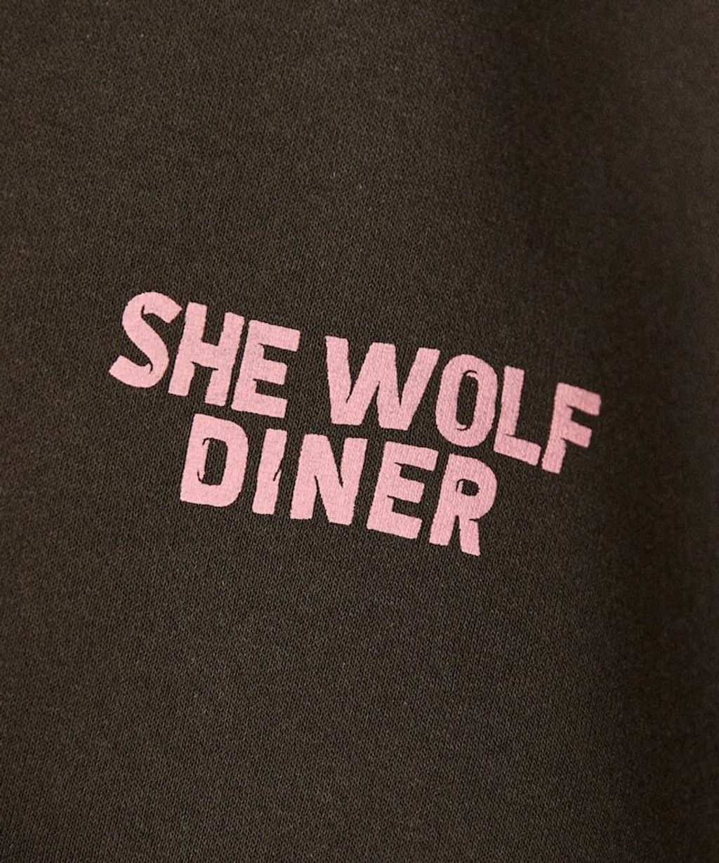 SHE WOLF DINER×FREAKS STORE 聯名背印大學T(CAR)_22