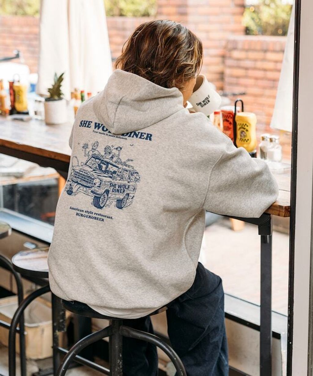 SHE WOLF DINER×FREAKS STORE 聯名背印帽T(CAR)_13