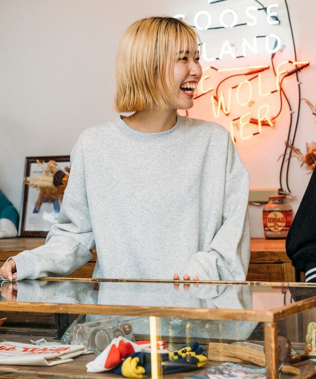 SHE WOLF DINER×FREAKS STORE 聯名背印大學T(WOLF)_10