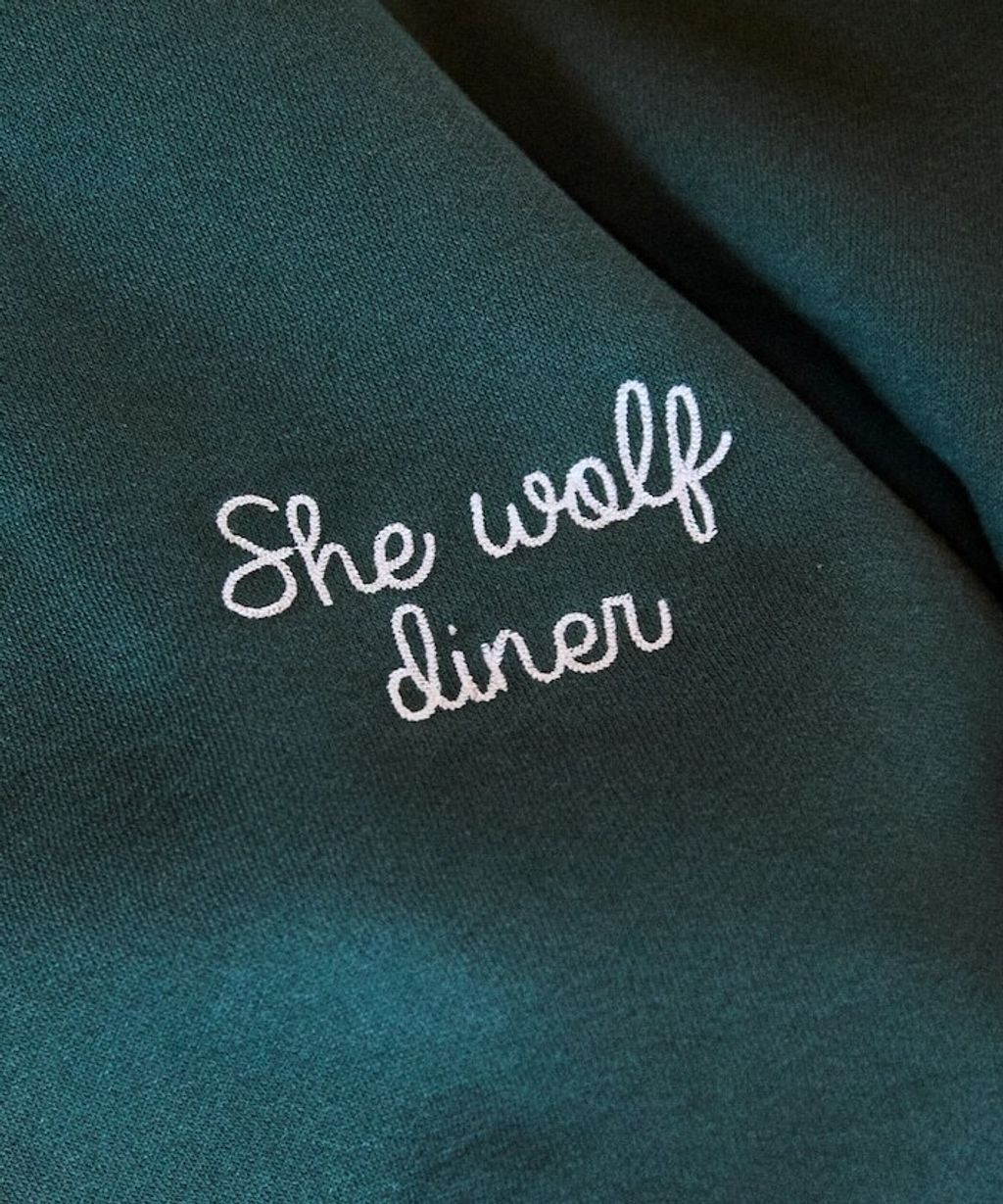 SHE WOLF DINER×FREAKS STORE 聯名背印帽T(WOLF)_18