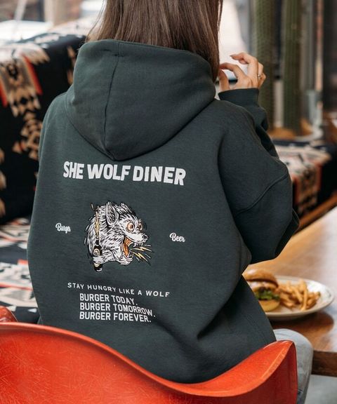 SHE WOLF DINER×FREAKS STORE 聯名背印帽T(WOLF)_15