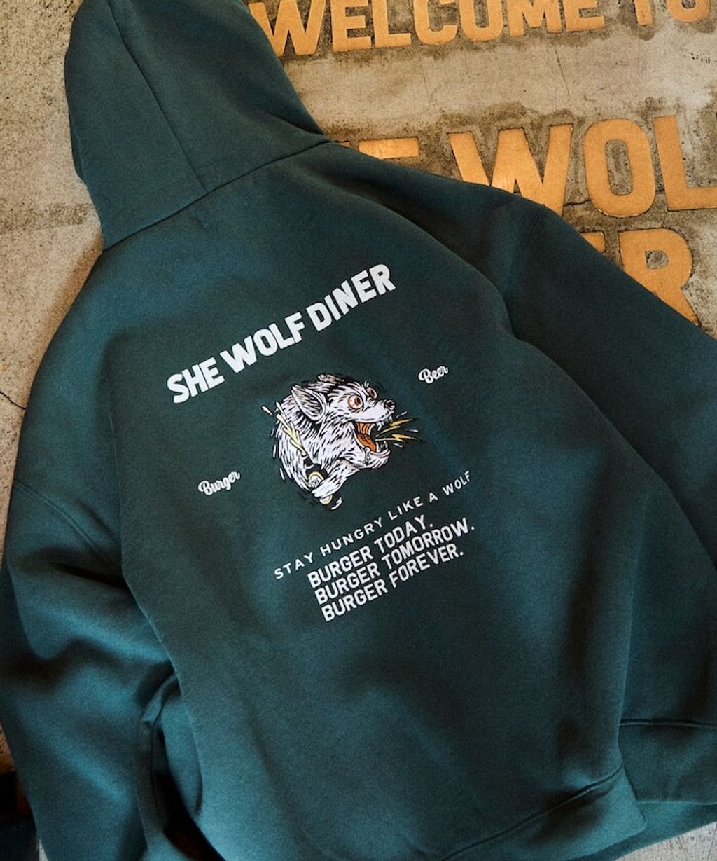 SHE WOLF DINER×FREAKS STORE 聯名背印帽T(WOLF)_3