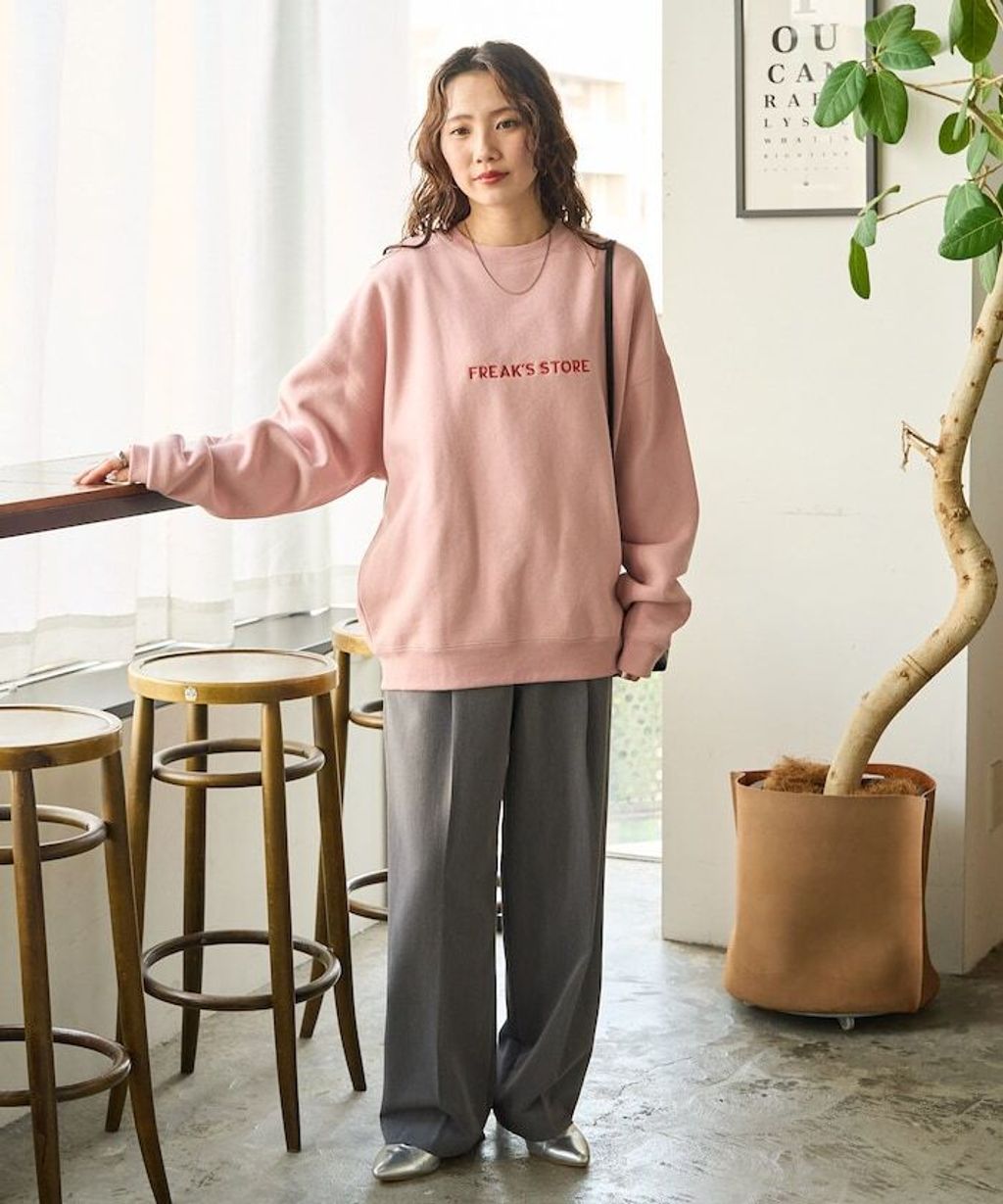 FREAKS STORE 寬鬆版型刺繡logo大學T_47