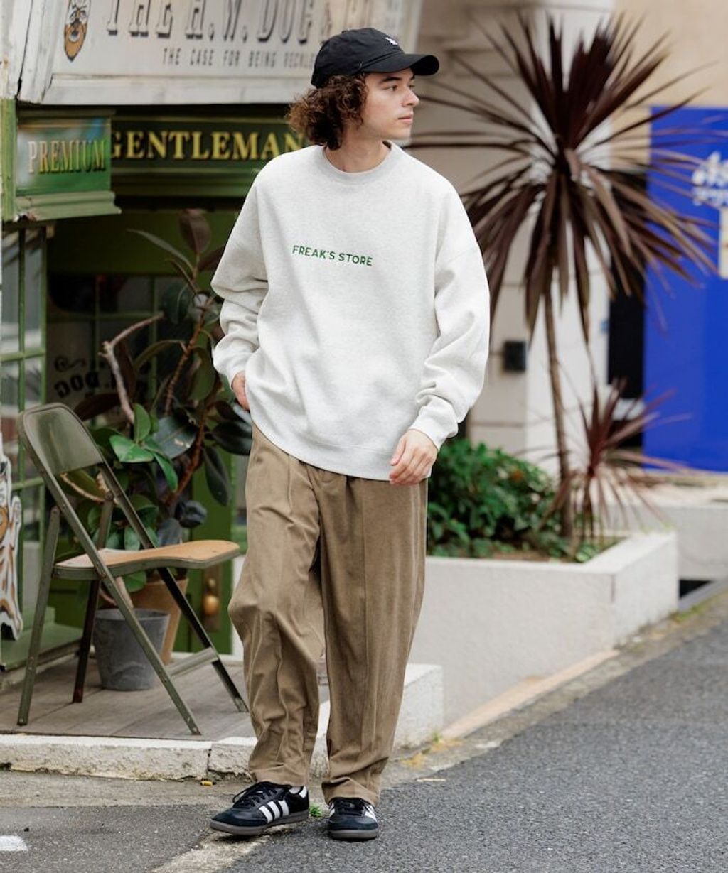 FREAKS STORE 寬鬆版型刺繡logo大學T_34