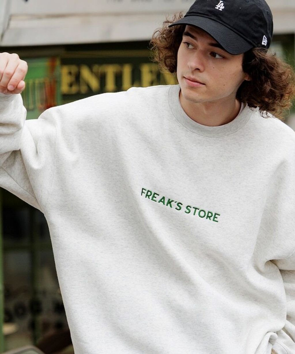 FREAKS STORE 寬鬆版型刺繡logo大學T_1