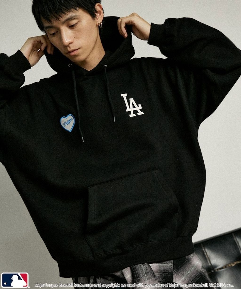 FREAKS STORE x MLB 愛心LOGO帽T_2