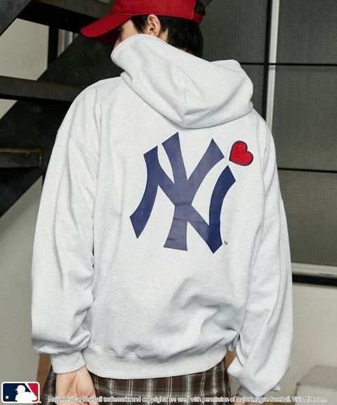 FREAKS STORE x MLB 愛心LOGO帽T_1