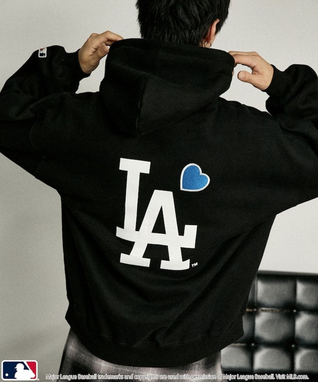 FREAKS STORE x MLB 愛心LOGO帽T_29