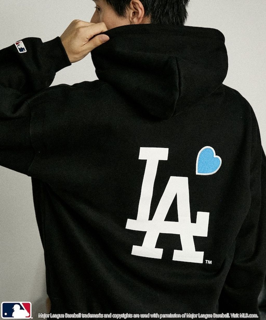 FREAKS STORE x MLB 愛心LOGO帽T_27