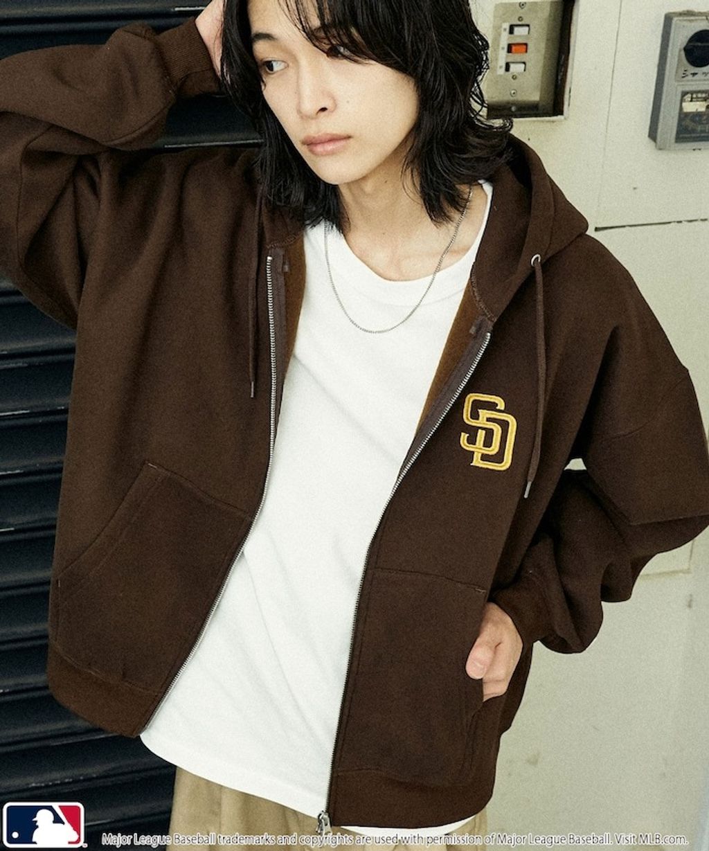 FREAKS STORE x MLB 雙拉鍊刺繡logo連帽外套_31