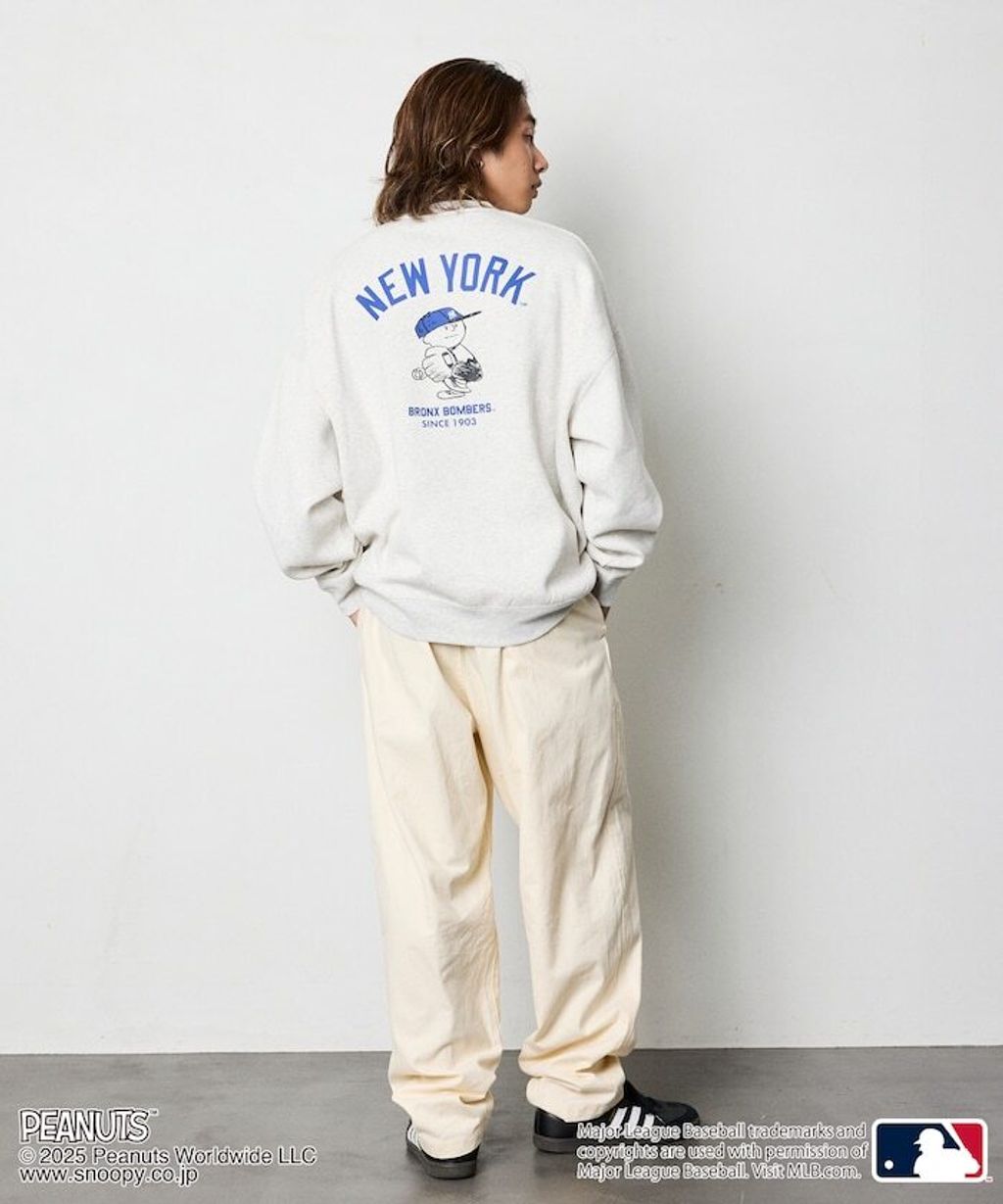PEANUT × FREAKS STORE x MLB 三方聯名內裡刷毛大學T(洋基隊)_10