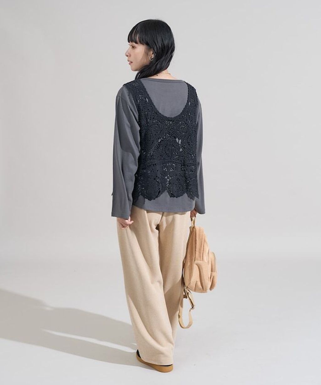 FREAKS STORE 蕾絲背心以及素色長袖上衣套裝組合(一套兩入)_7