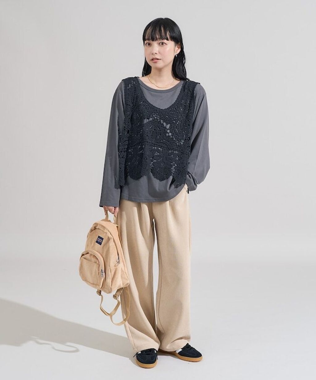 FREAKS STORE 蕾絲背心以及素色長袖上衣套裝組合(一套兩入)_4
