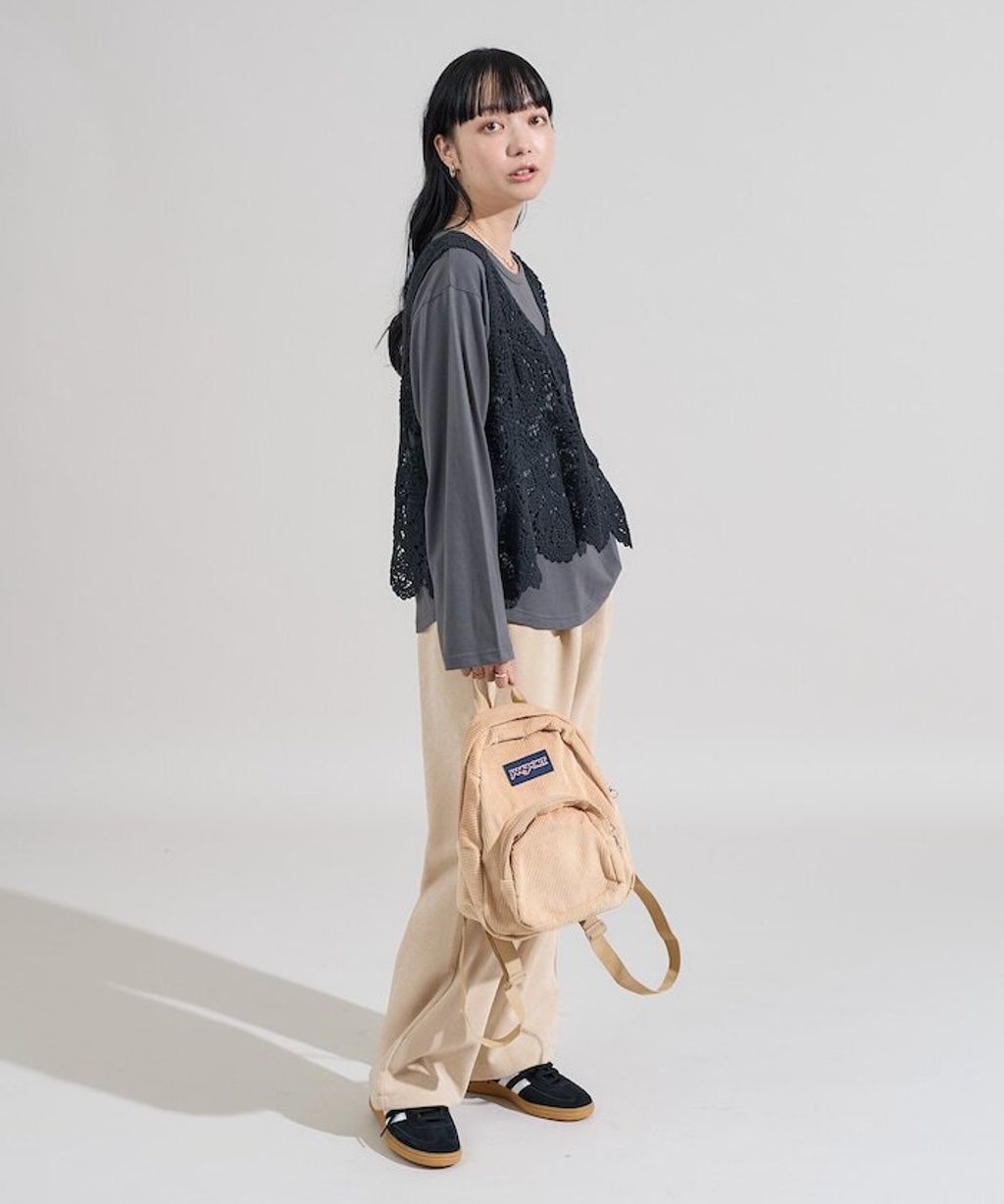 FREAKS STORE 蕾絲背心以及素色長袖上衣套裝組合(一套兩入)_5