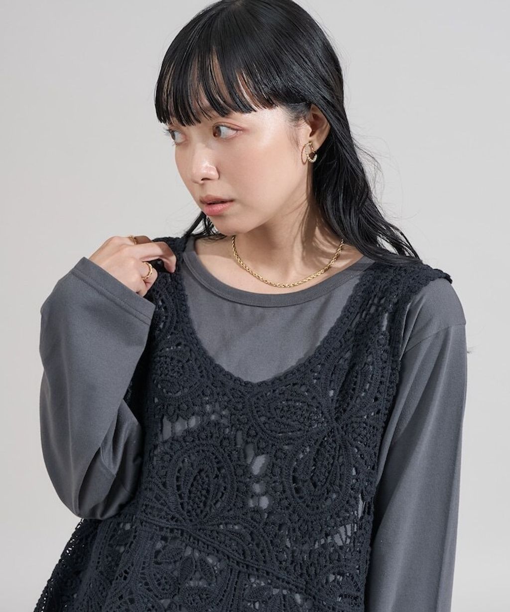 FREAKS STORE 蕾絲背心以及素色長袖上衣套裝組合(一套兩入)_14