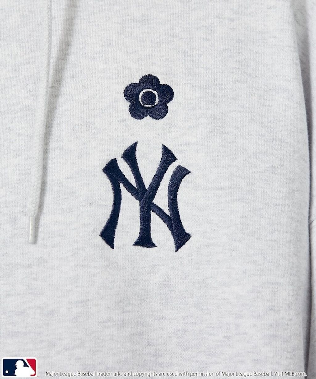 MARY QUANT × MLB × FREAKS STORE 三方聯名帽T_41