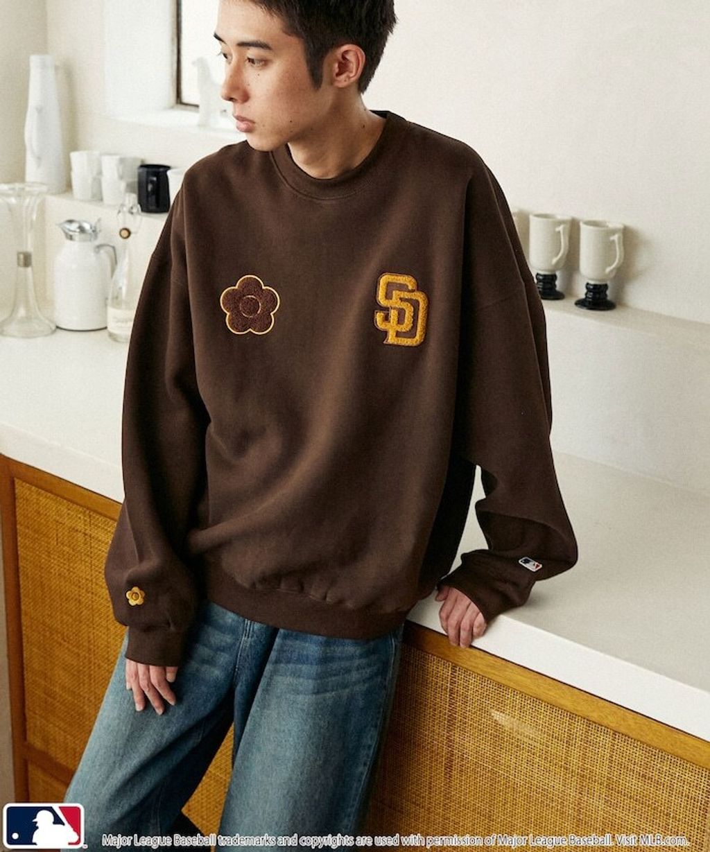 MARY QUANT × MLB × FREAKS STORE 三方聯名大學T_33