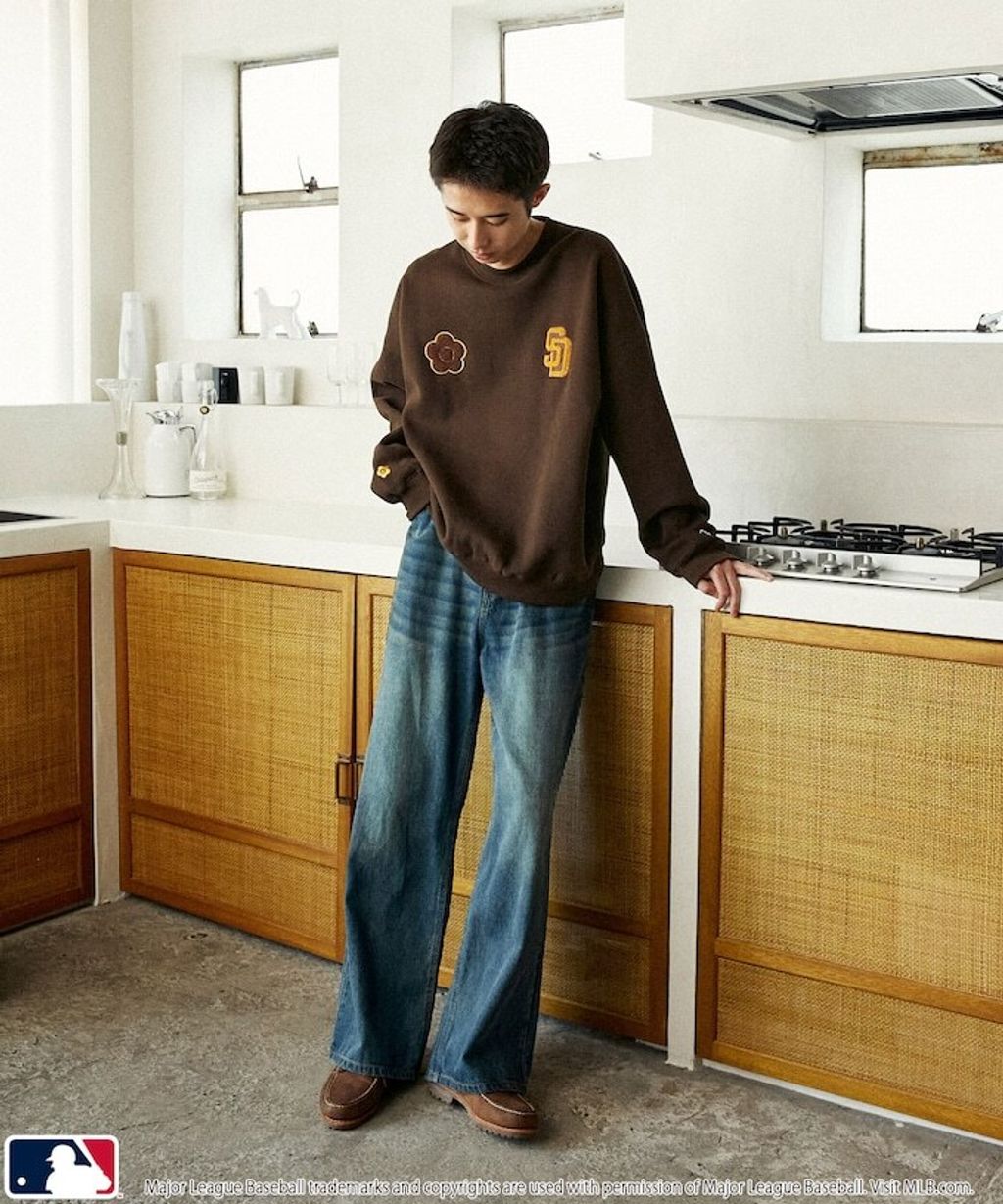 MARY QUANT × MLB × FREAKS STORE 三方聯名大學T_38