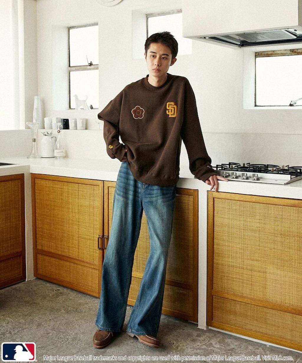 MARY QUANT × MLB × FREAKS STORE 三方聯名大學T_34