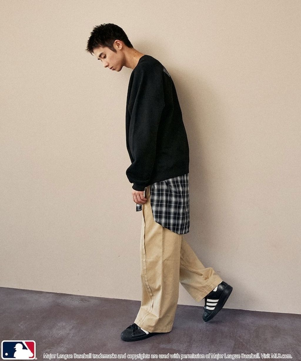 MARY QUANT × MLB × FREAKS STORE 三方聯名大學T_23