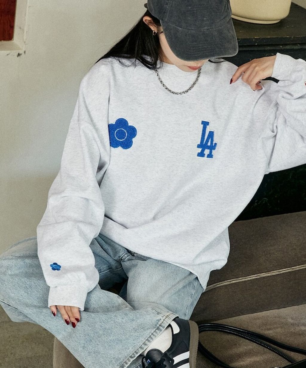 MARY QUANT × MLB × FREAKS STORE 三方聯名大學T_17