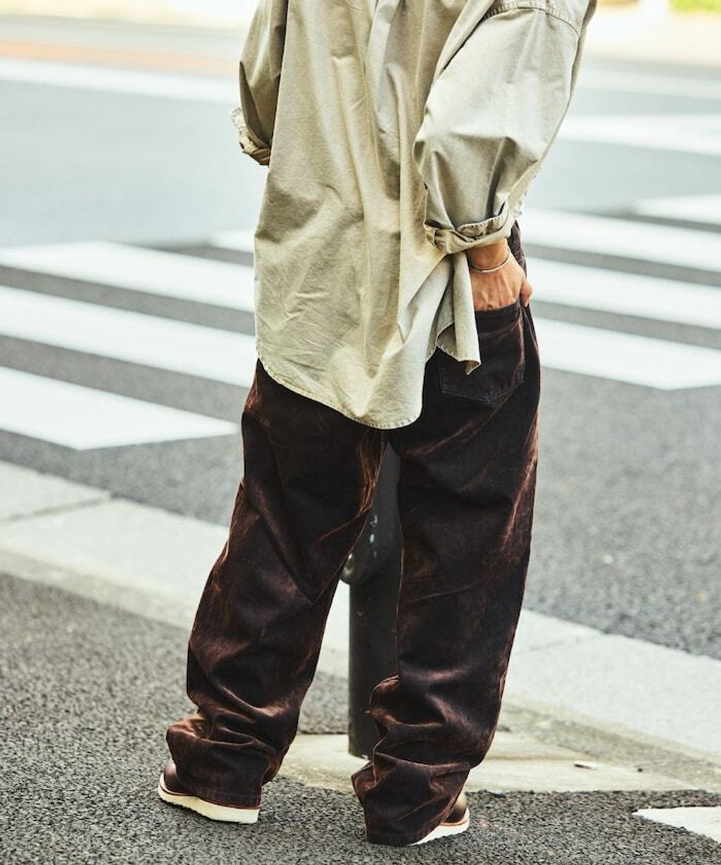 item68a84063b05b3