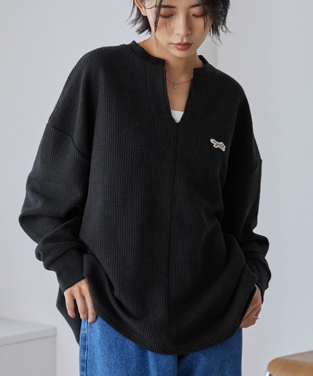 MONO-MART 刺繡小狐狸開襟領華夫格長袖上衣_9