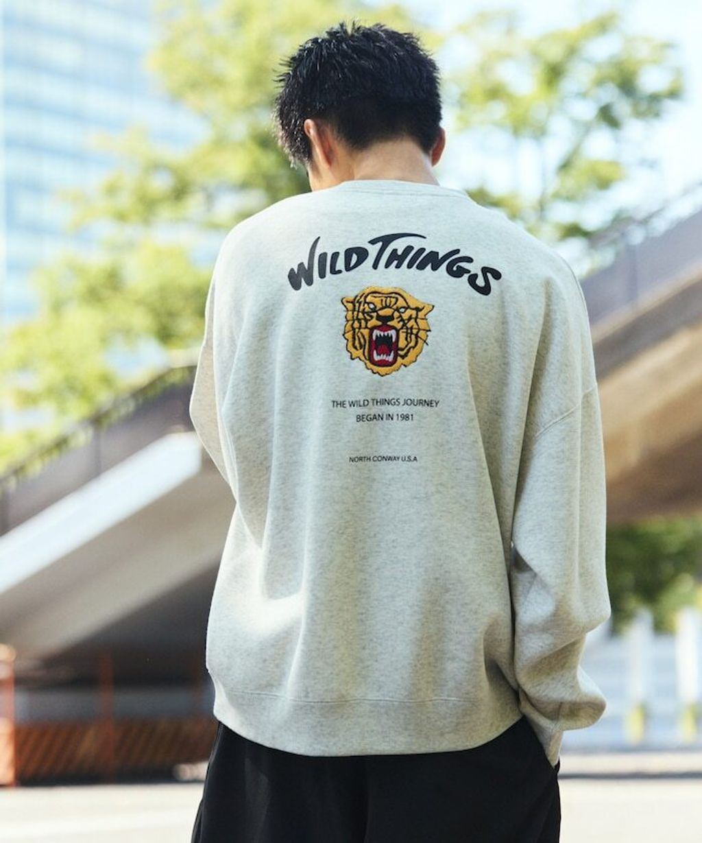 WILD THINGS×FREAKS STORE  刺繡老虎刷毛大學T_1