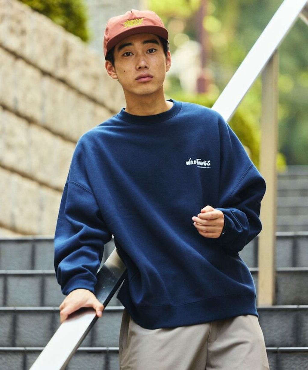 WILD THINGS×FREAKS STORE  反光背印logo刷毛大學T_46