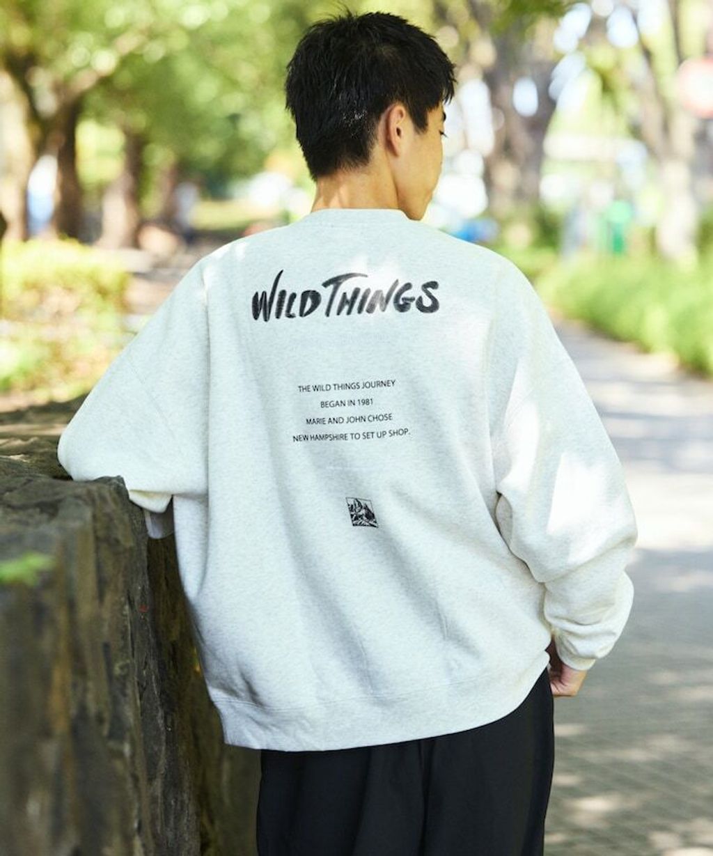 WILD THINGS×FREAKS STORE  反光背印logo刷毛大學T_40