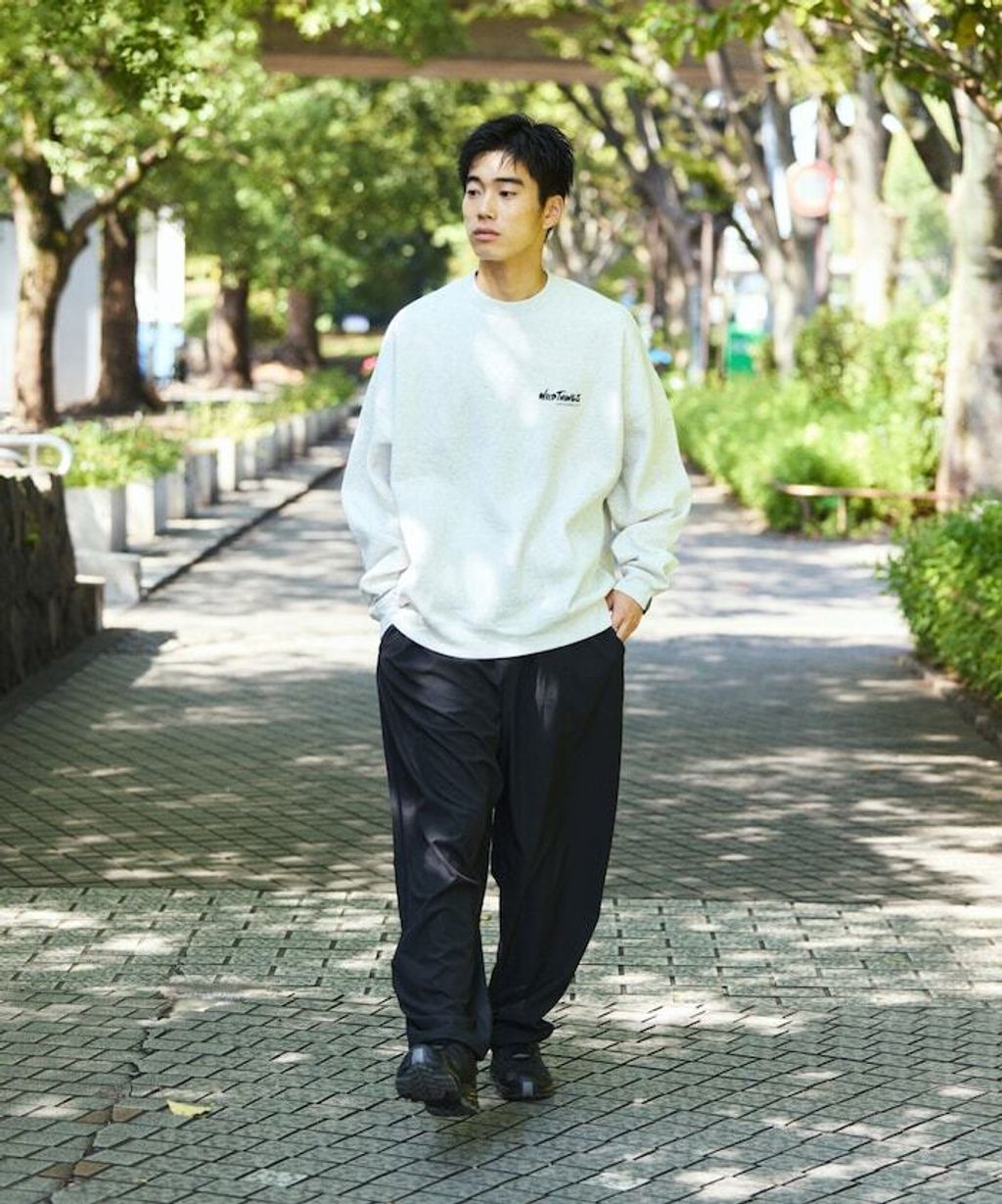 WILD THINGS×FREAKS STORE  反光背印logo刷毛大學T_28