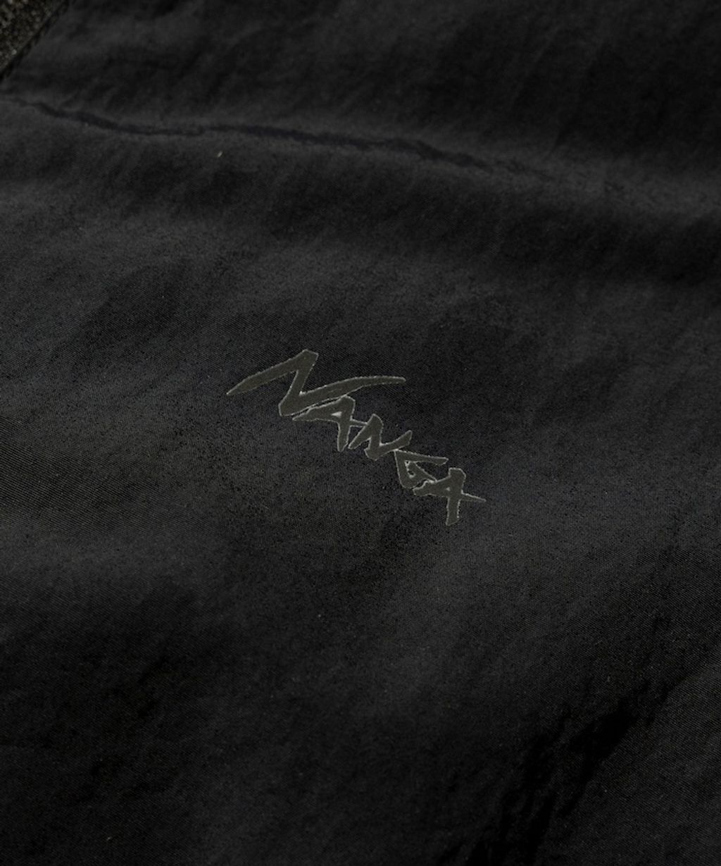 NANGA × FREAKS STORE 環保輕量高機能面料羽絨連帽外套_17