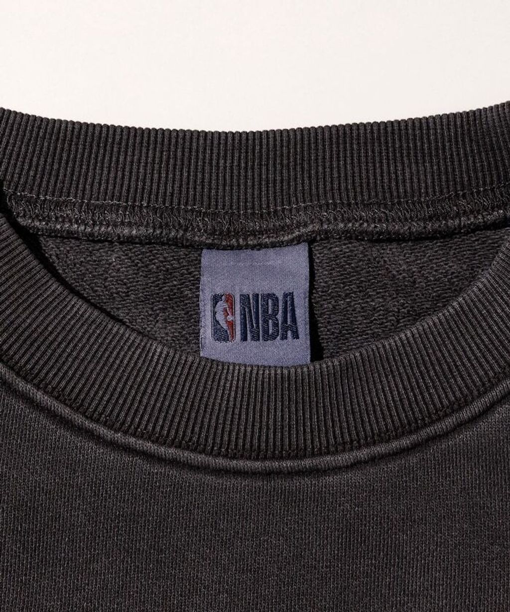 FREAKS STORE 古著質感刷色純棉高磅和服風格NBA隊伍大學T_5