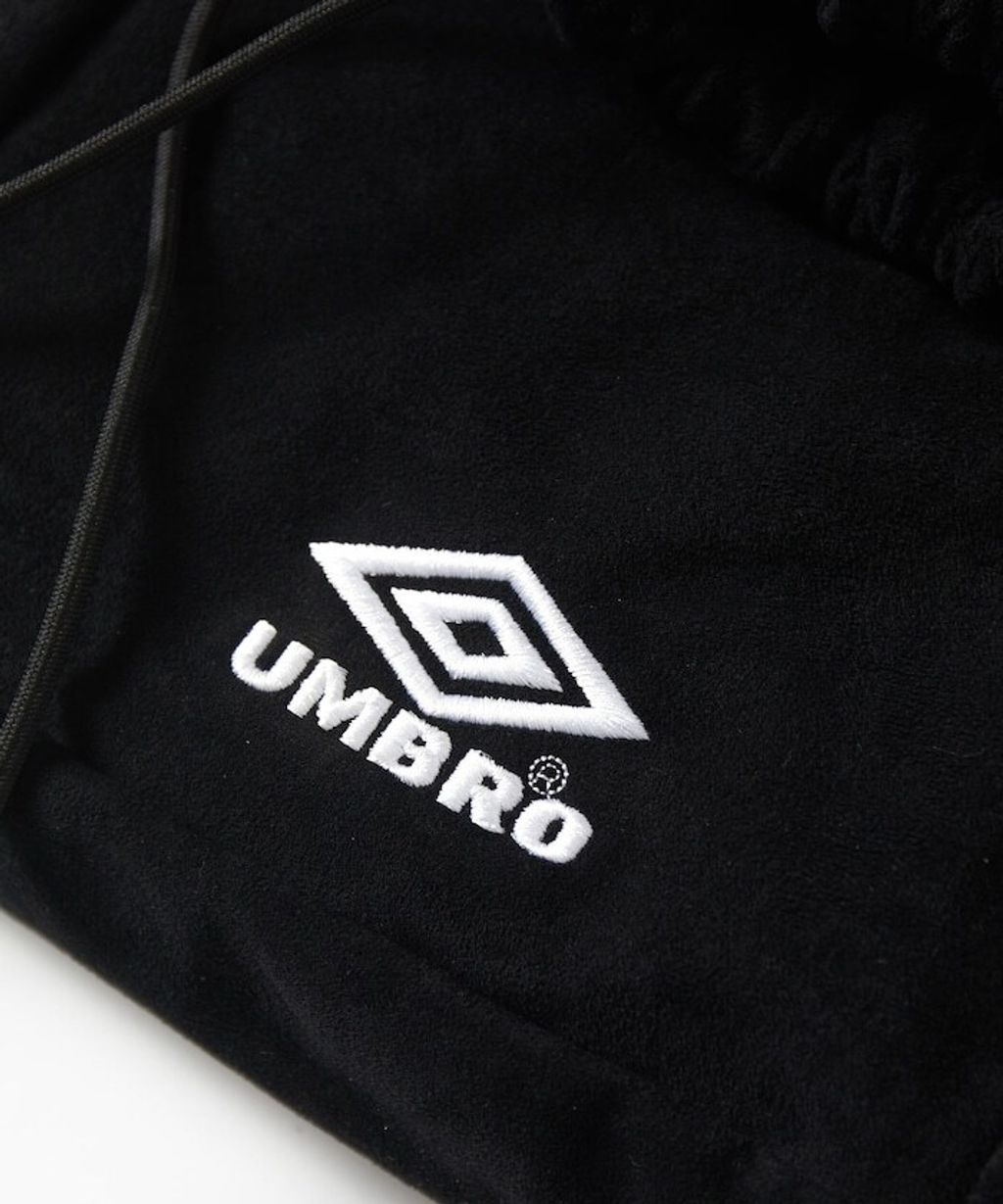 umbro × FREAKS STORE Brushed質感刺繡 Logo抽繩肩背包_10