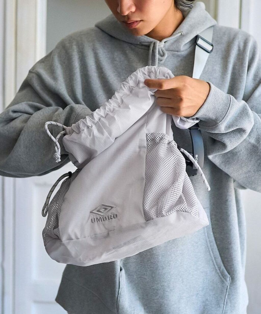 umbro × FREAKS STORE 防撕裂超輕量功能肩背包_2