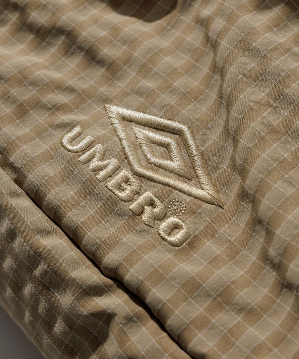 umbro × FREAKS STORE 格紋輕量肩背包_15