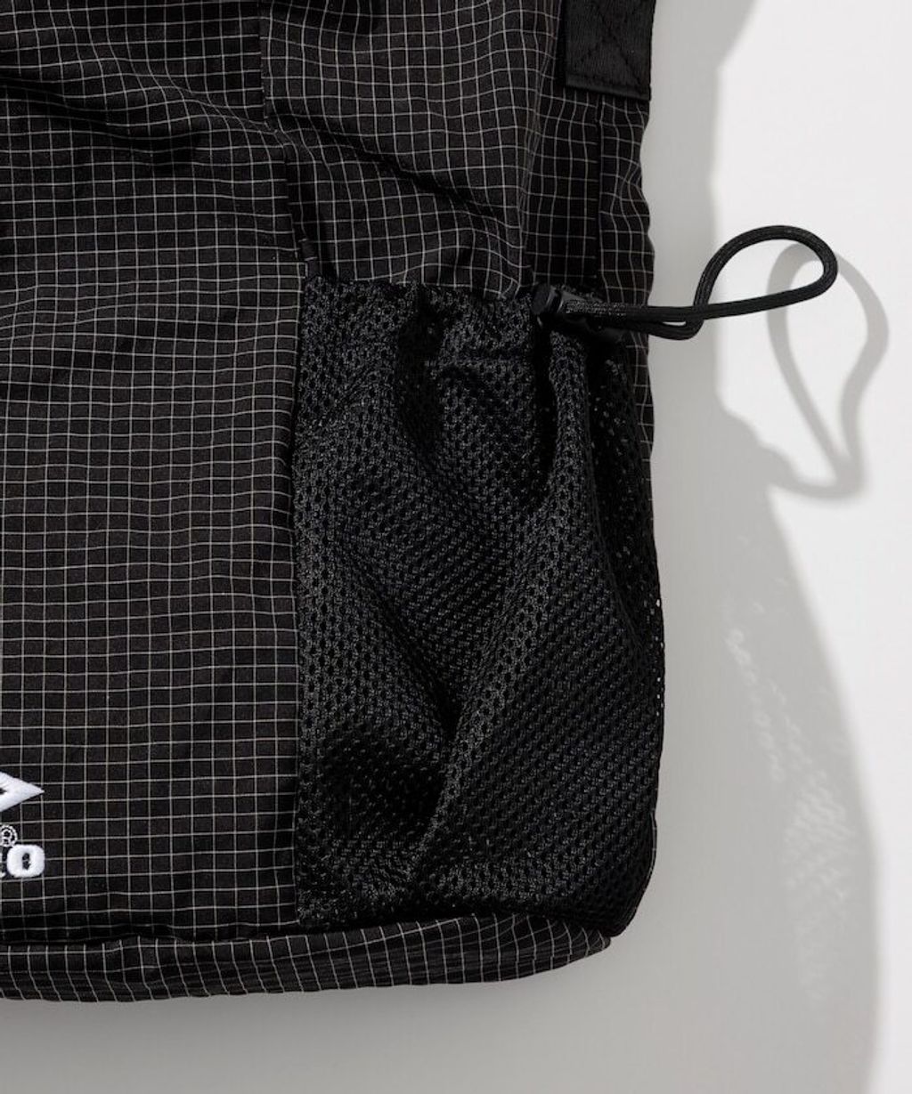 umbro × FREAKS STORE 格紋輕量肩背包_5