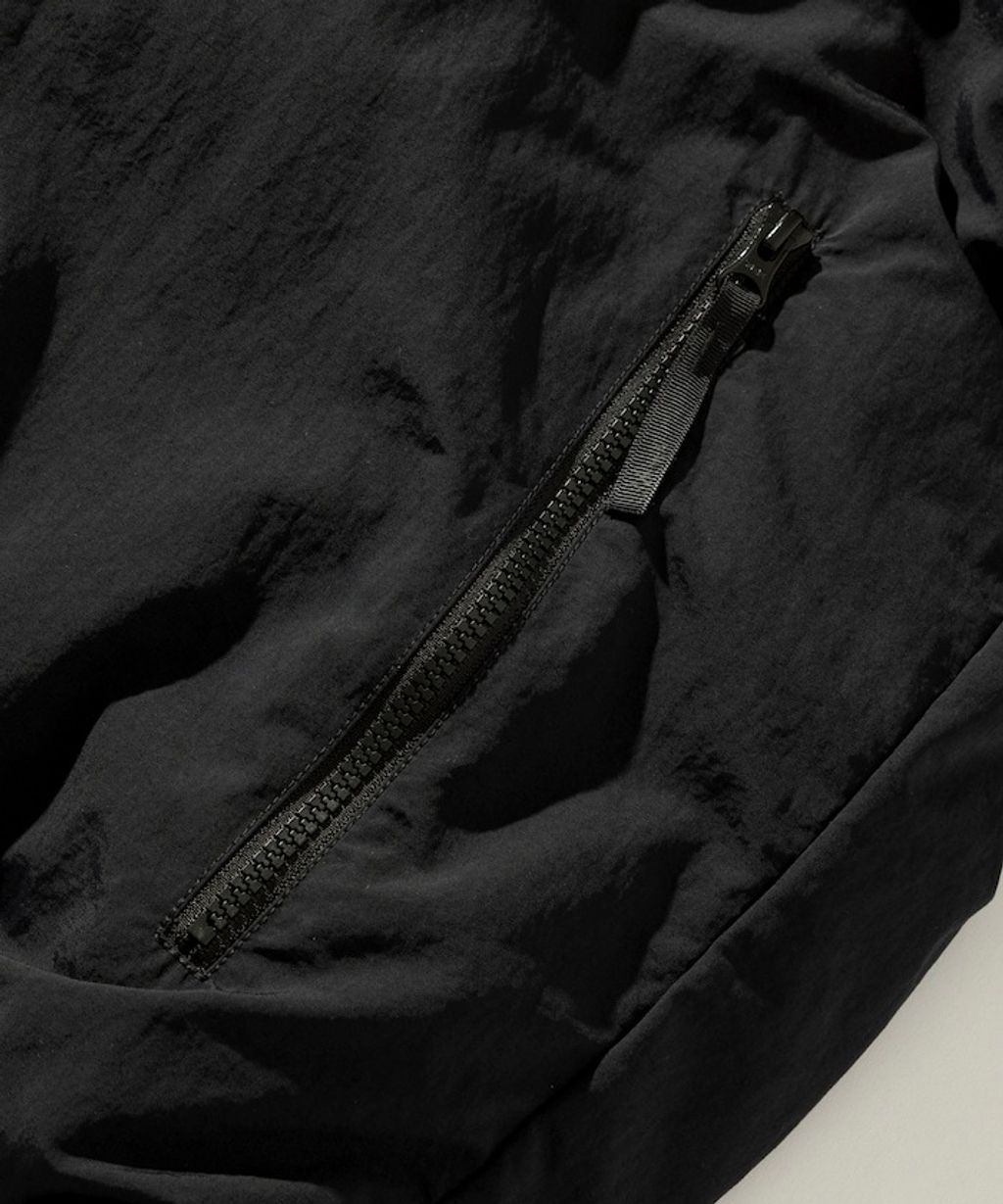 NANGA × FREAKS STORE 軍規650 Fill Power防潑水防風羽絨外套_13